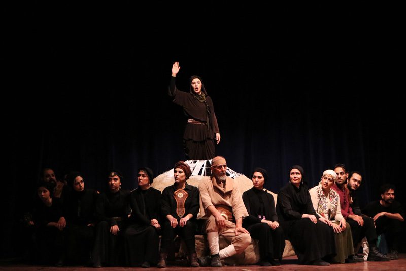 گزارش تصویری از تئاتر داستان‌های سرزمین مردمان خردمند در سمنان