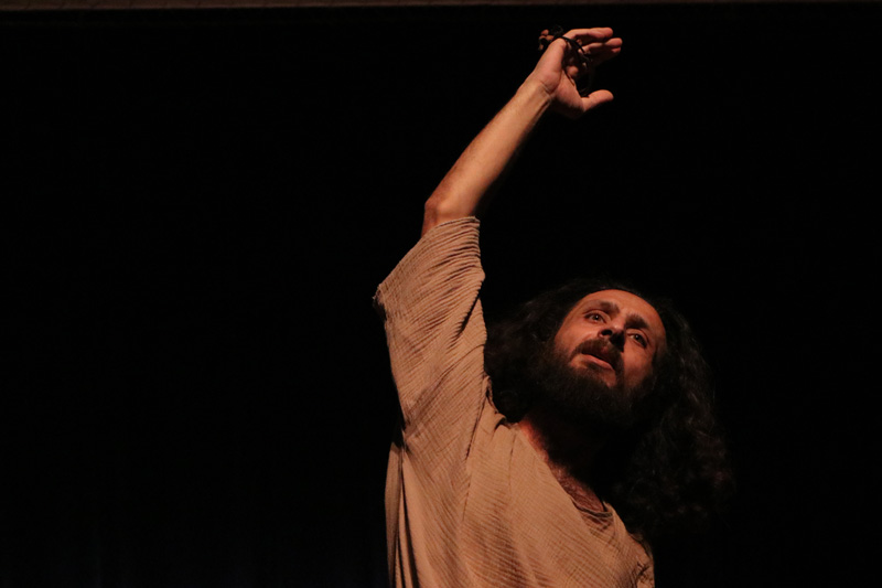 گزارش تصویری از تئاتر داستان‌های سرزمین مردمان خردمند در سمنان