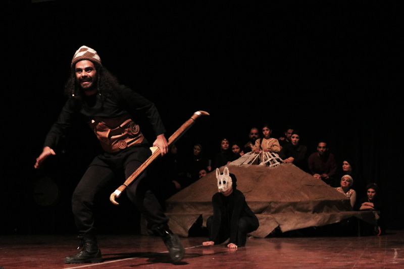 گزارش تصویری از تئاتر داستان‌های سرزمین مردمان خردمند در سمنان