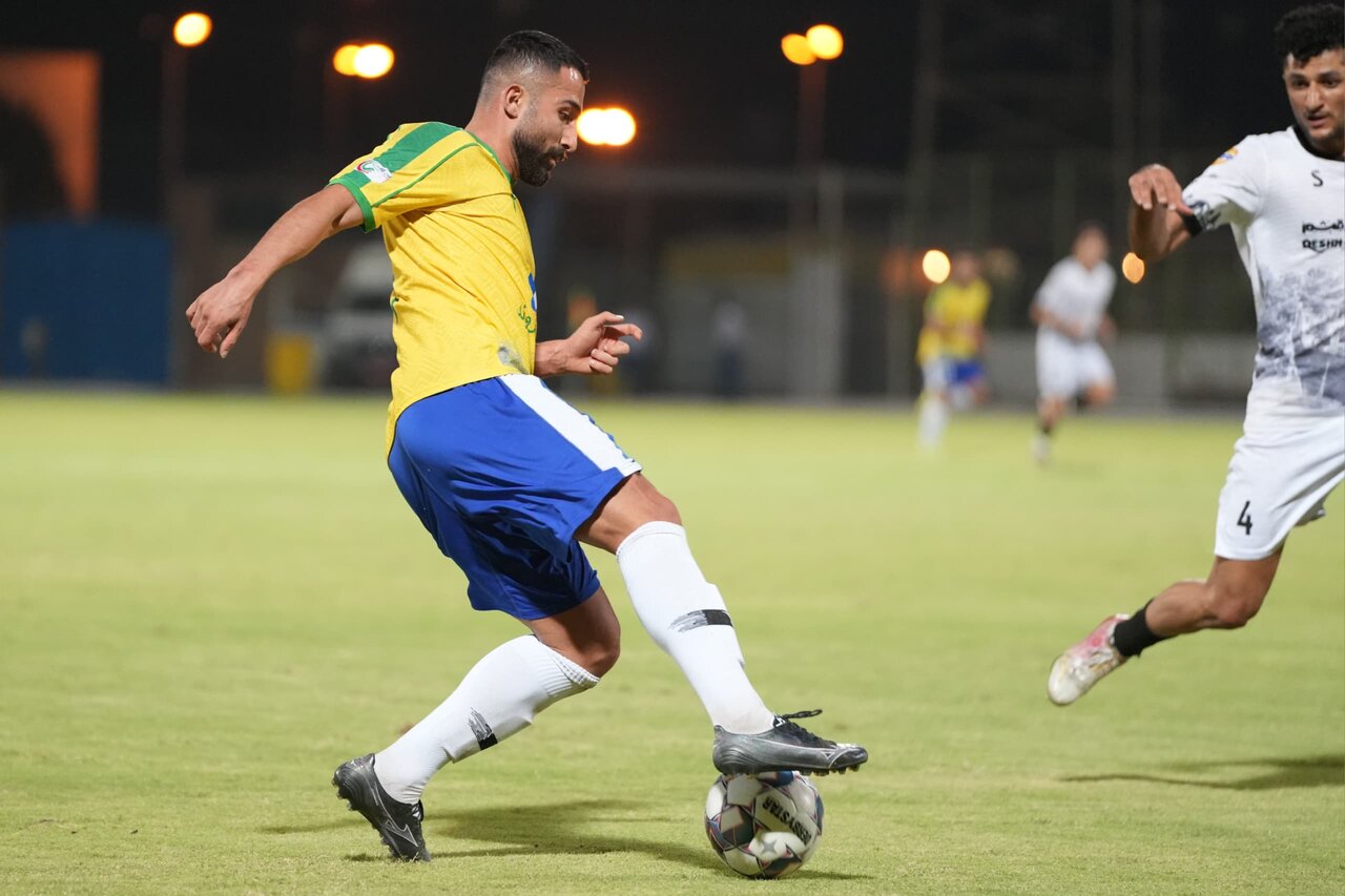 گزارش تصویری | بازی دو تیم فوتبال صنعت نفت آبادان و شناورسازی قشم