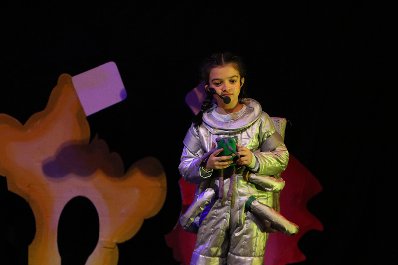 گزارش تصویری نمایش «سفر به سیاره‌ی شگفت‌انگیز»