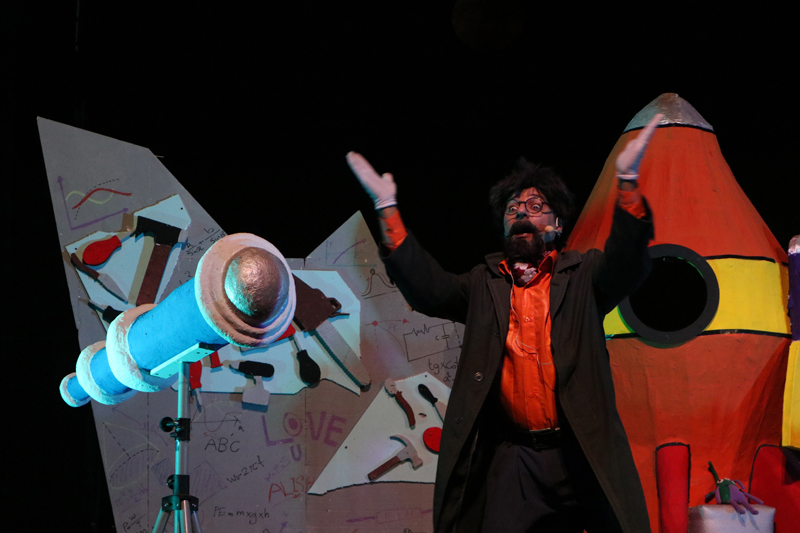 گزارش تصویری نمایش «سفر به سیاره‌ی شگفت‌انگیز»