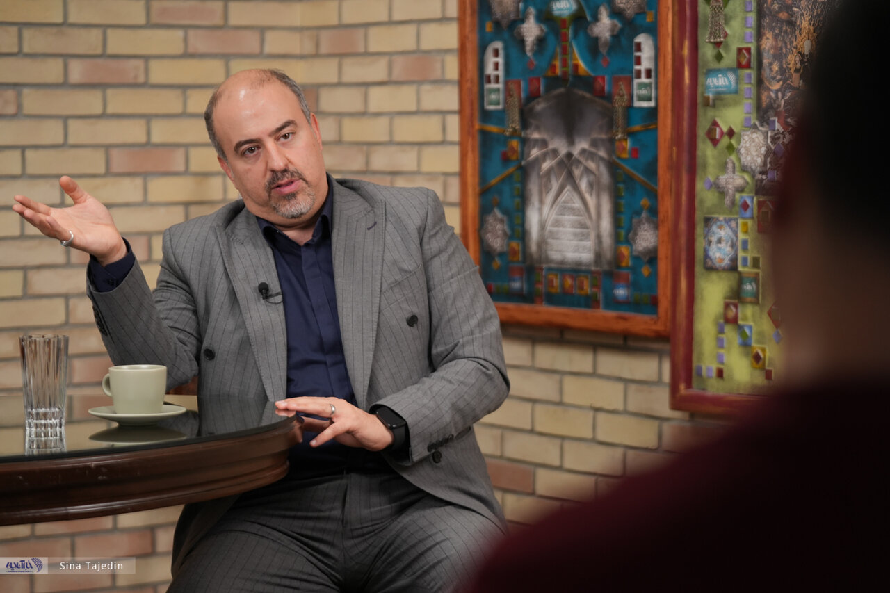 وحید یزدانیان: ما کشور صاحب فناوری فضایی هستیم / به همان دلیلی که ایلان ماسک تحریم نیست، ما هم نباید تحریم باشیم