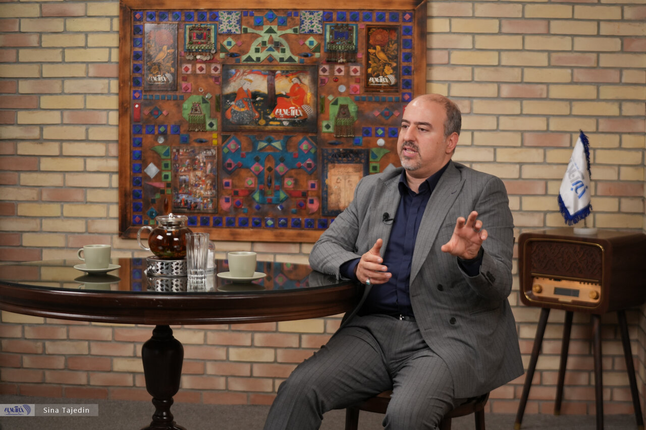 وحید یزدانیان: ما کشور صاحب فناوری فضایی هستیم / به همان دلیلی که ایلان ماسک تحریم نیست، ما هم نباید تحریم باشیم