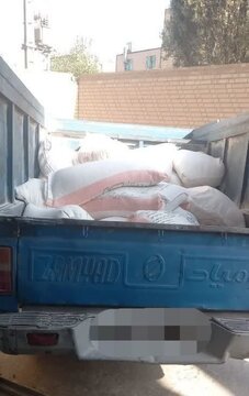 ۴۰ کیسه آرد قاچاق سر از شهرک صنعتی درآورد