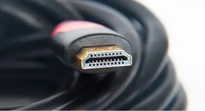 آیا طول کابل HDMI بر کیفیت تصویر و صدا تأثیر دارد؟ بررسی علمی و راهکارها