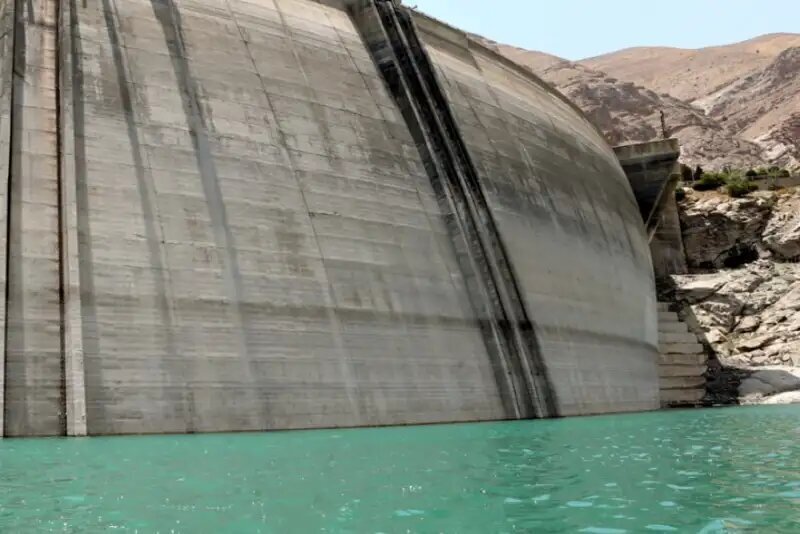 احمدی‌نژاد نتوانست یک وزارتخانه منتقل کند چه برسد تخلیه تهران/ خشک کردن دریاچه پریشان برای دلمه بادمجان تهرانی‌ها/راه حل بی‌آبی از زبان اسماعیل کهرم