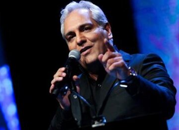 اخطار به مهران مدیری: در صورت تکرار بازخوانی «سوغاتی» بر علیهتان پرونده قضایی گشوده میشود!