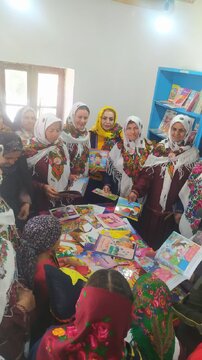 افتتاح کتابخانه کودک روستای قلعه بالای شاهرود به مناسبت هفته کتاب و کتابخوانی