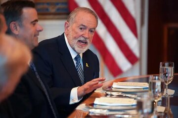 افشای دیدار سفیر اسرائیل با یک جاسوس در آمریکا جنجال به پا کرد