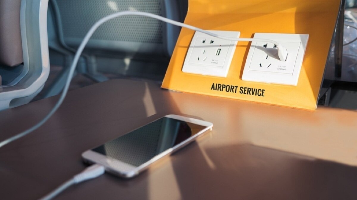 اول شارژرها را گرفتند، حالا نوبت کابل‌هاست/ چرا تولیدکنندگان گوشی زیاده‌روی می‌کنند؟