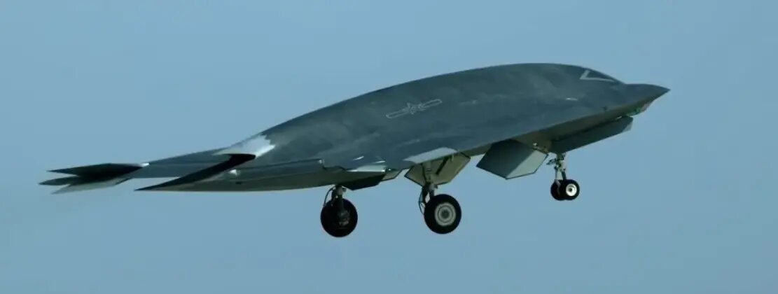 «اژدهای سیاه» در آسمان / همکاری جنگنده و پهپاد عملیاتی شد