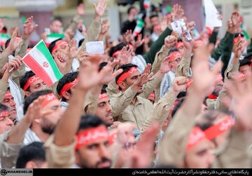 برگزاری مراسم روز بسیج در حسینیه امام خمینی(ره)