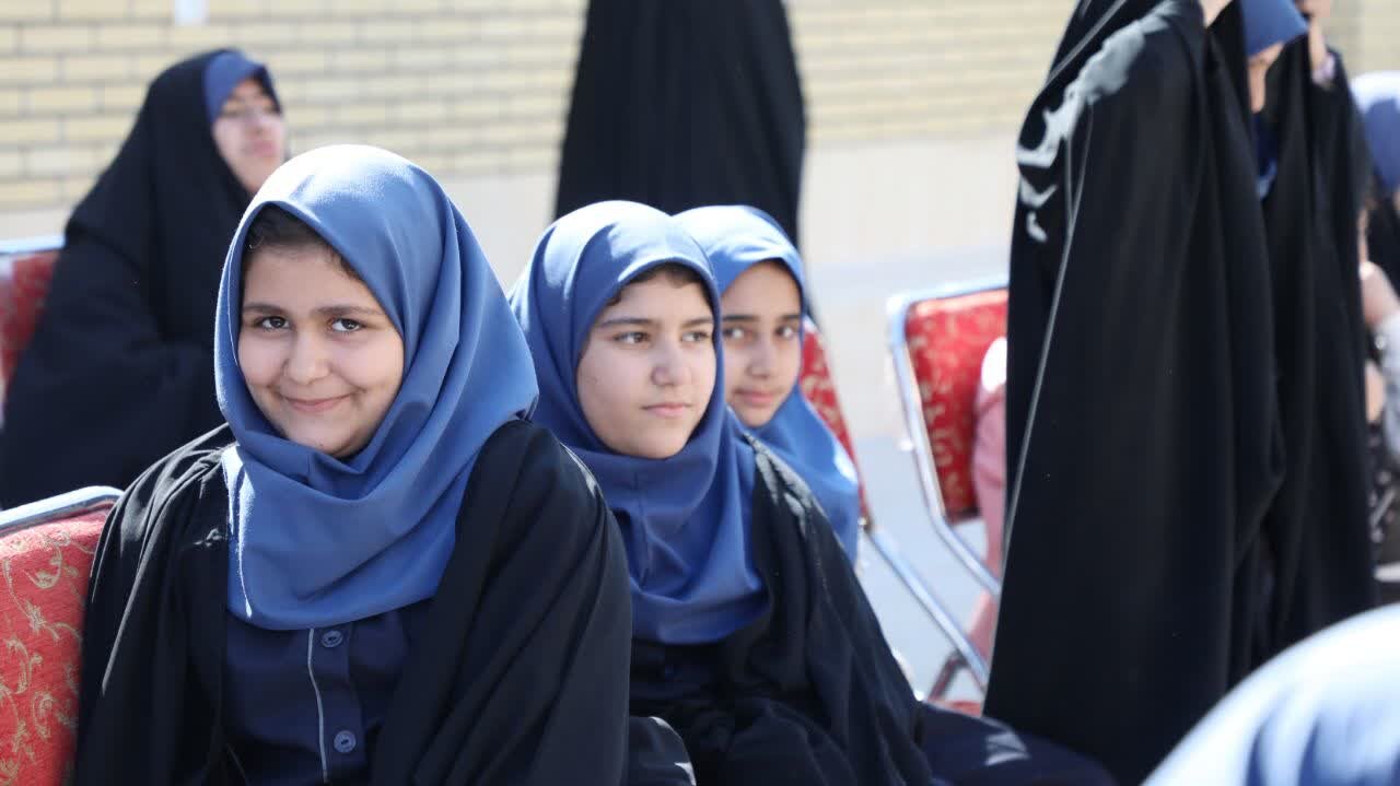 بهره‌برداری از دو مجموعه آموزشی جدید در شهرستان میبد