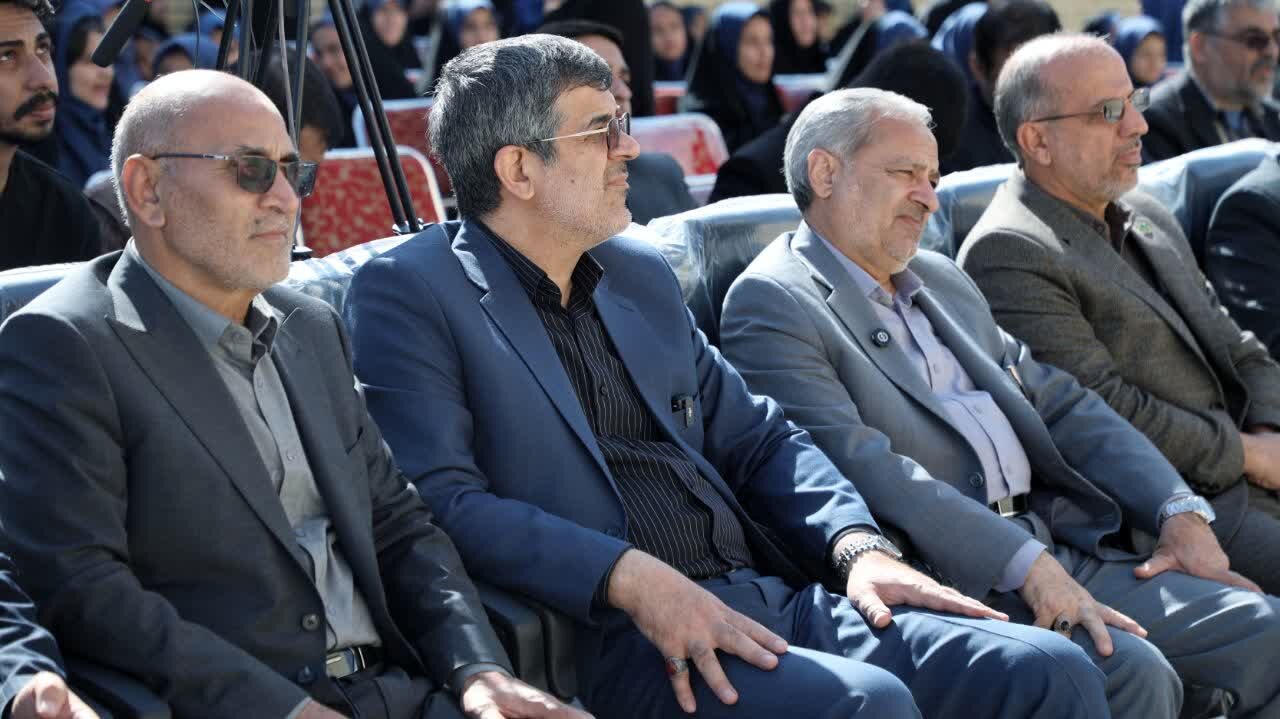 بهره‌برداری از دو مجموعه آموزشی جدید در شهرستان میبد