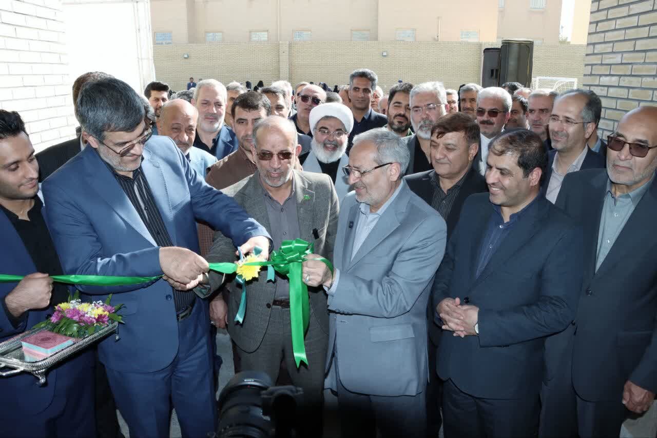 بهره‌برداری از دو مجموعه آموزشی جدید در شهرستان میبد
