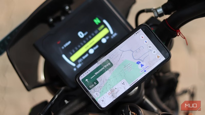 تبدیل گوشی قدیمی به ابزار کاربردی: از هد آپ تا کنسول بازی