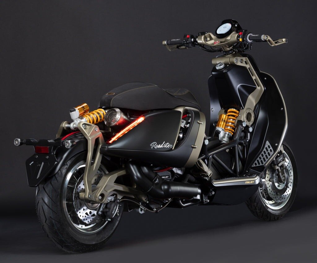 ترکیب F-۲۲ و موتورسیکلت وسپا / اسکوتر یک میلیارد تومانی با روح یک جنگنده