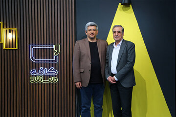 تلاش‌های جوان‌ترین فرمانده نیروی زمینی ارتش در زمان جنگ/ نمایش «رستاخیز» در «کافه مستند»