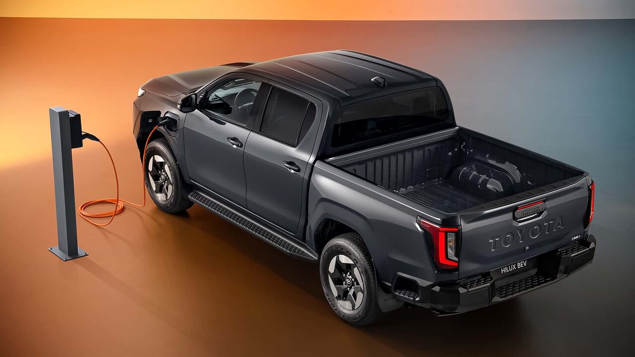 تولد دوباره وانت پرطرفدار با طراحی جدید/ تویوتا هایلوکس ۲۰۲۶ اینجاست