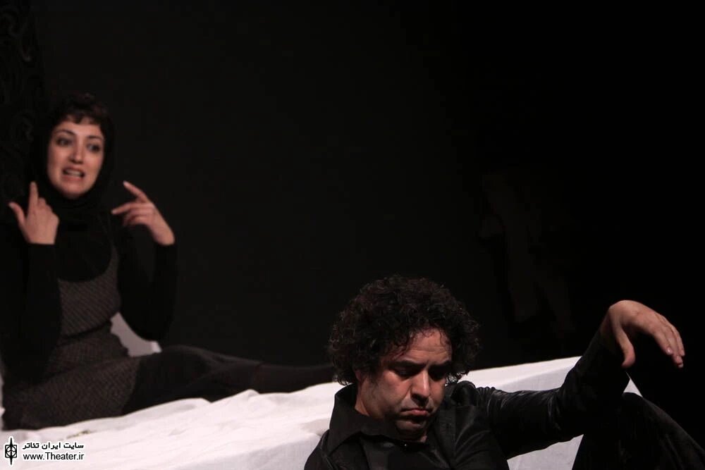 حسن معجونی و نگار عابدی در نقش بانی و کلاید/ عکس