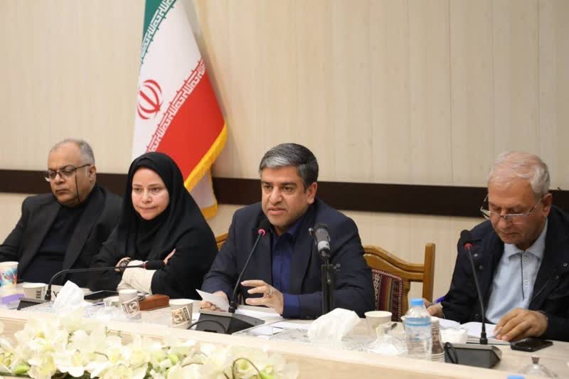 حل مسائل اجتماعی با واقع‌گرایی و مشارکت همگانی ممکن است