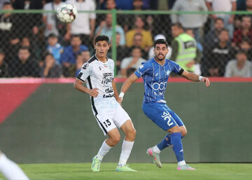 خدا من را استقلالی کرد