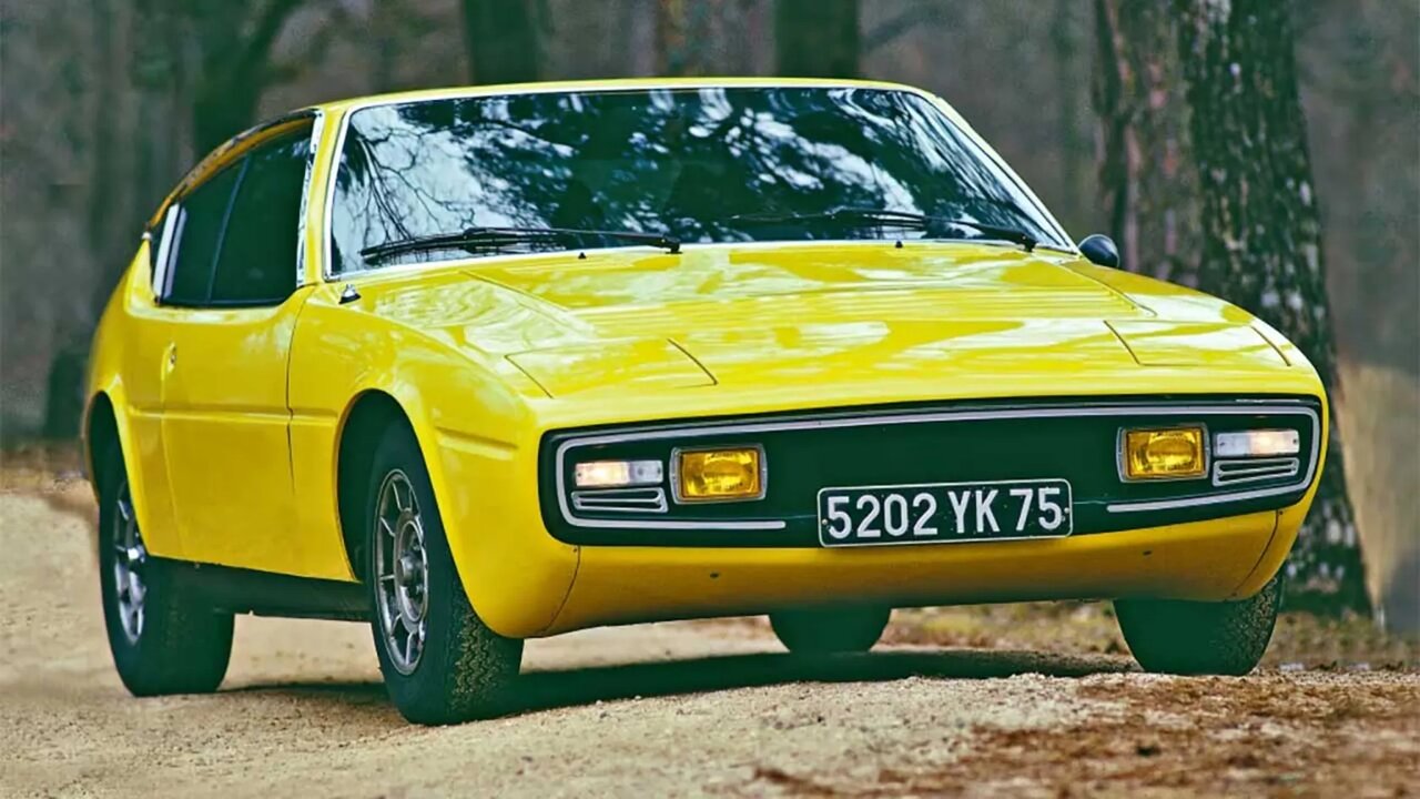 خودروی فرانسوی با چراغ‌های پیکان!