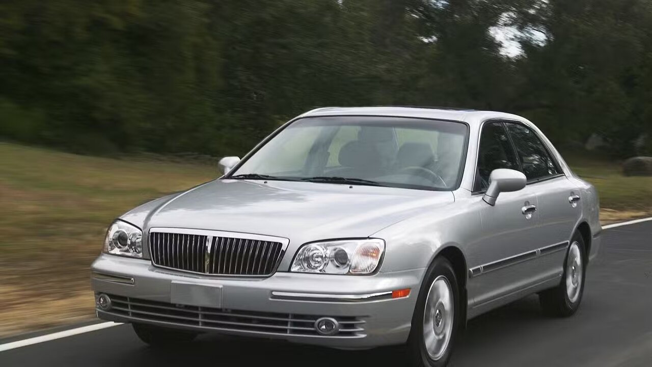 خودروی لوکس هیوندای که کسی آن را نمیشناسد