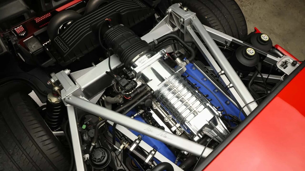 خودروی کمیاب بازیگر محبوب به فروش می‌رسد