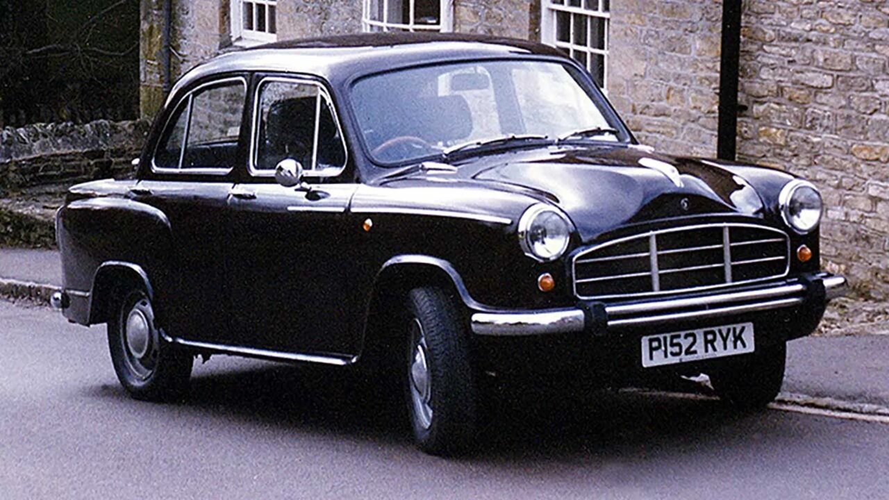 خودرویی قدیمی‌تر از نیسان آبی که ۶۰ سال تولید شد!