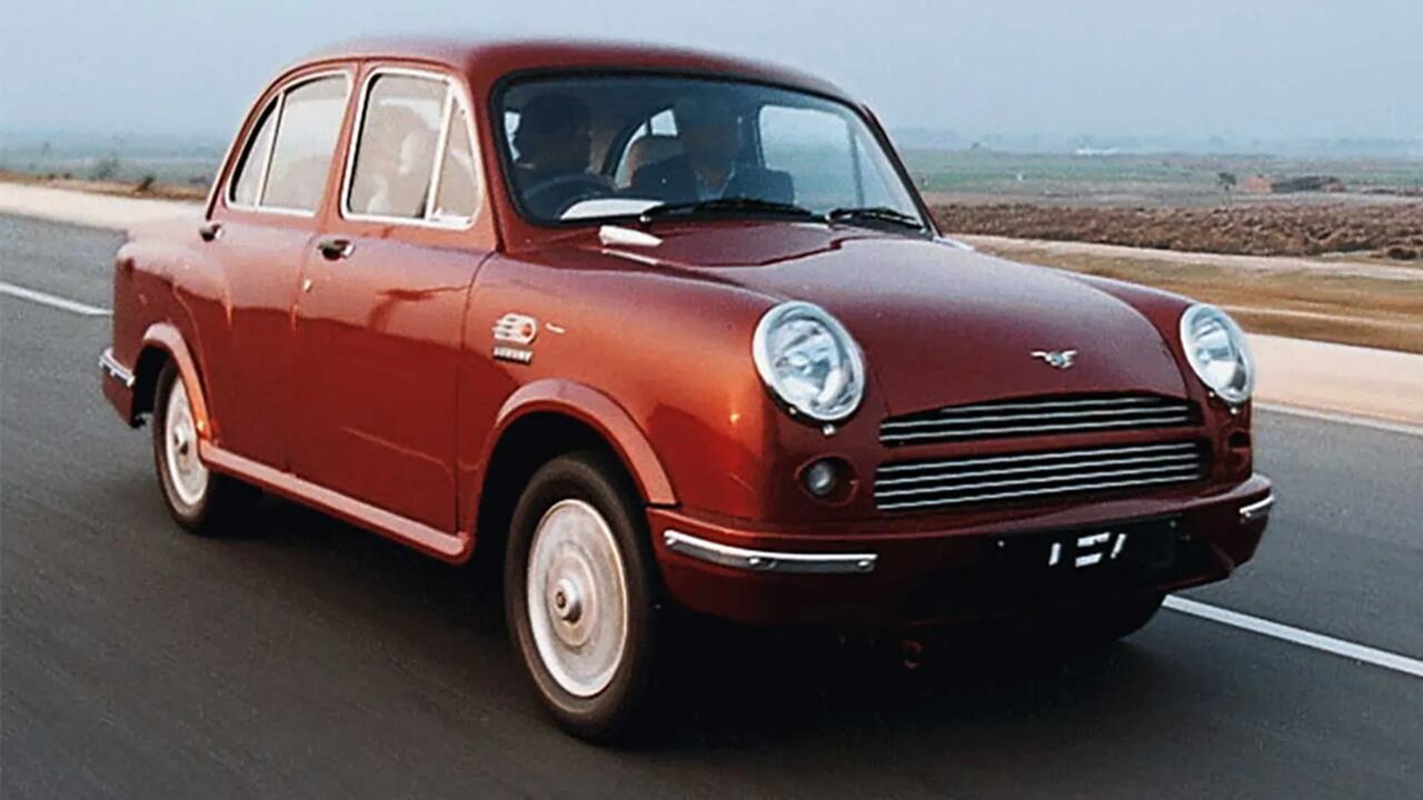 خودرویی قدیمی‌تر از نیسان آبی که ۶۰ سال تولید شد!