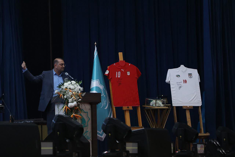 درخشش انسانیت در شب راه آسمان؛ علی دایی و نیک‌اندیشان سمنان، ستارگان مهربانی شدند