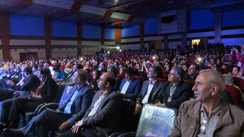 درخشش انسانیت در شب راه آسمان؛ علی دایی و نیک‌اندیشان سمنان، ستارگان مهربانی شدند