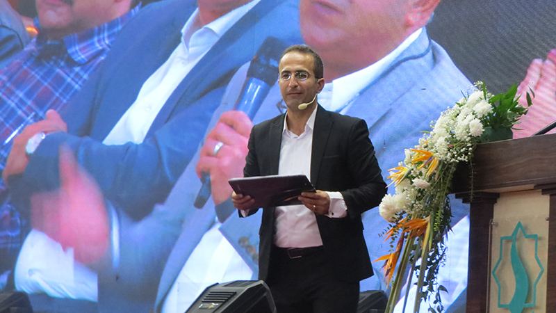 درخشش انسانیت در شب راه آسمان؛ علی دایی و نیک‌اندیشان سمنان، ستارگان مهربانی شدند