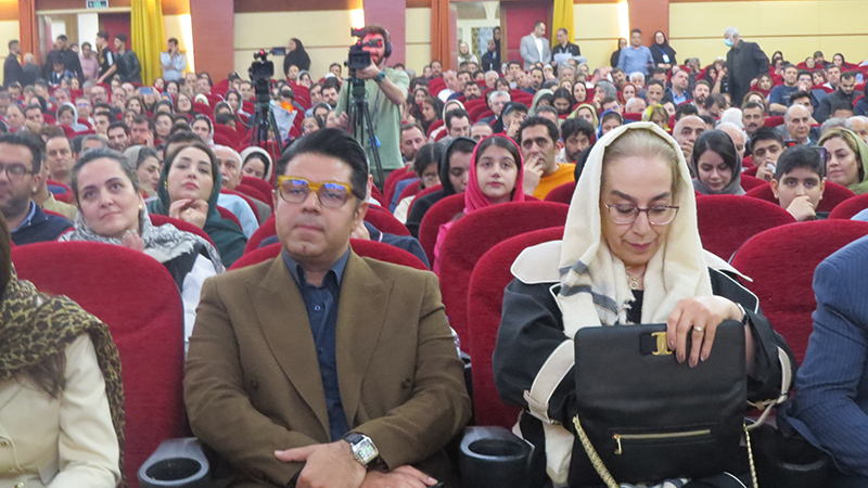 درخشش انسانیت در شب راه آسمان؛ علی دایی و نیک‌اندیشان سمنان، ستارگان مهربانی شدند