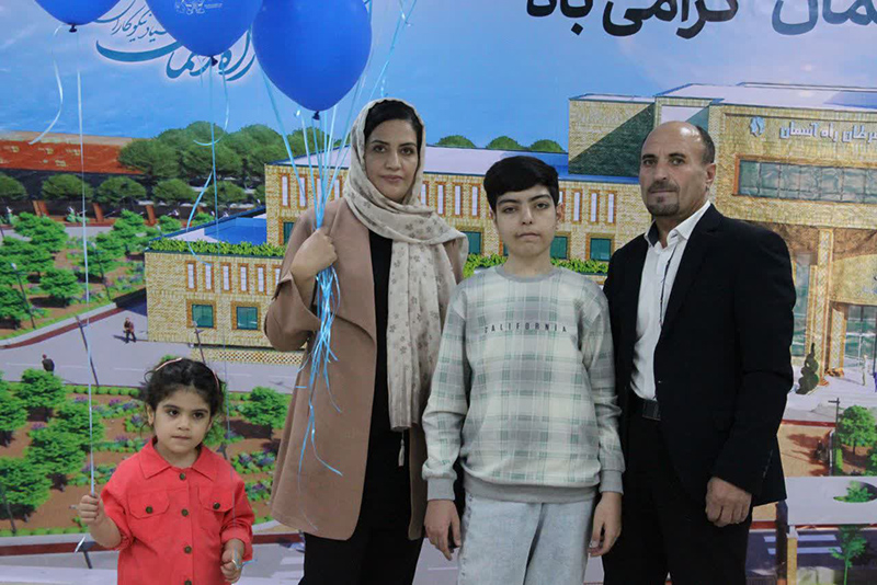 درخشش انسانیت در شب راه آسمان؛ علی دایی و نیک‌اندیشان سمنان، ستارگان مهربانی شدند