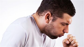 درمانهای خانگی اثربخش برای سرفههای بیامان/ علل بروز سرفههای خشک و خلط دار چیست؟/ گیاهی برای بهبود سرفههای ماندگار