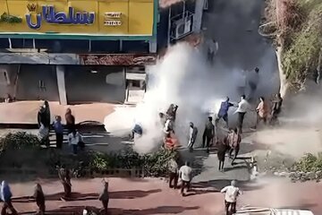 درگذشت جوان اهوازی پس از خودسوزی در اعتراض به سلب کسب و کار