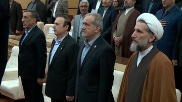 دکتر پزشکیان وارد استان قزوین شد