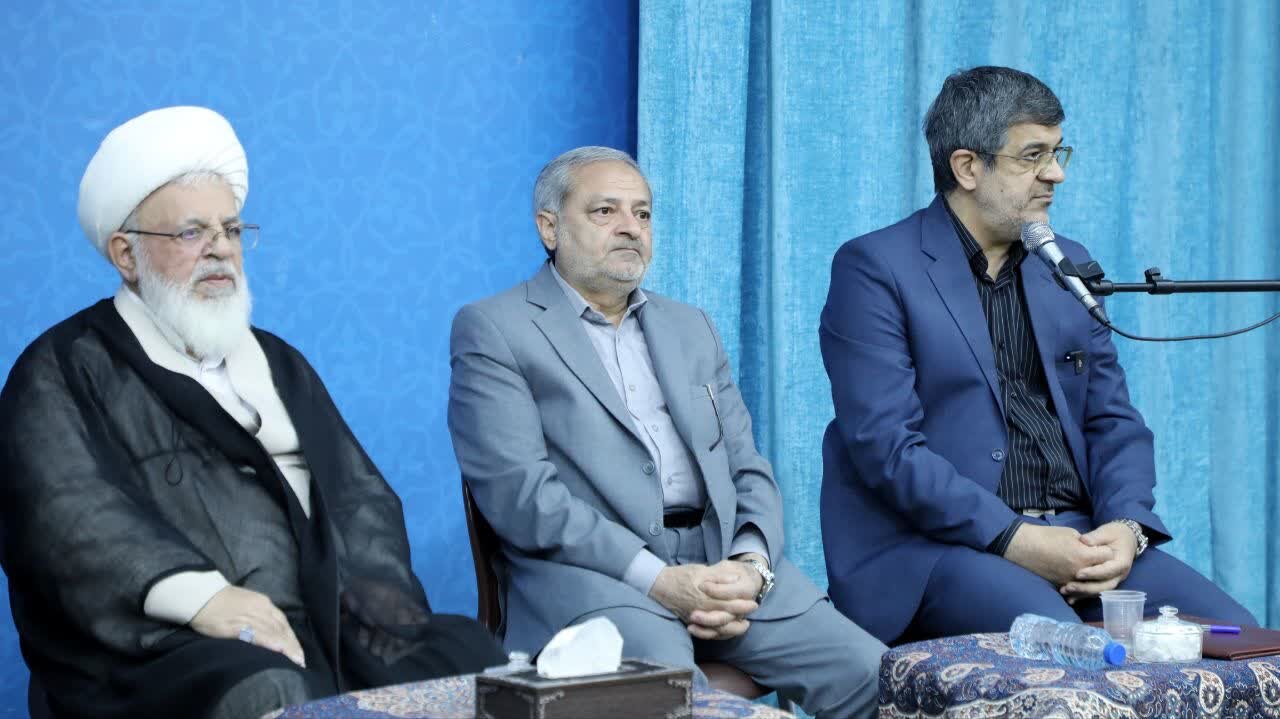 دیدار وزیر آموزش و پرورش با نماینده ولی فقیه در استان یزد