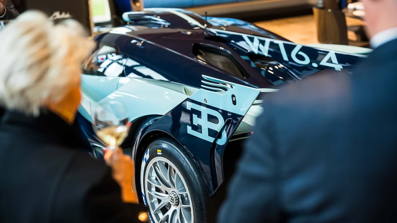 رانندگی با این خودرو در جاده‌های عمومی ممنوع است!