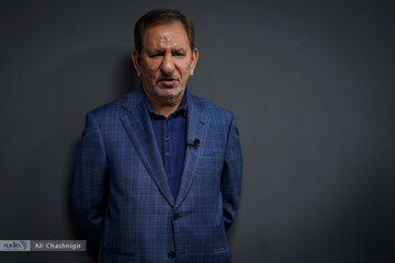 روایت ۸ سال معاون اولی از زبان اسحاق جهانگیری/ چه کسانی به مراسم رونمایی از کتاب جهانگیری می‌روند؟