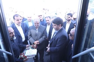 رونمایی از ۹دستگاه اتوبوس و ماشین‌آلات راهسازی در محمدیه