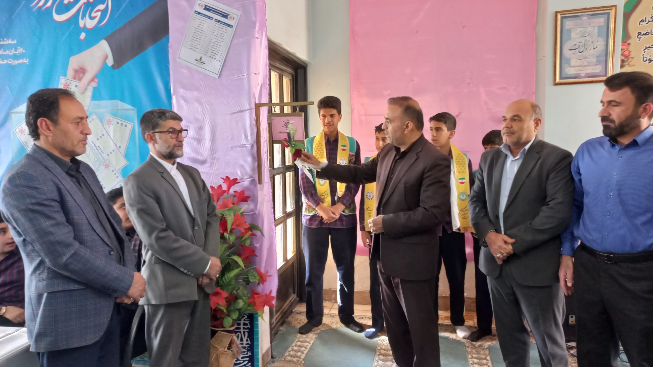 زنگ انتخابات شوراهای دانش‌آموزی چهارمحال و بختیاری زده شد