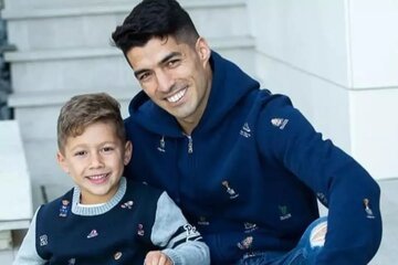 ستاره هستم اما در خانه حتما برای همسرم ظرف میشورم