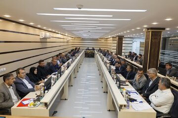 ضرورت انعقاد تفاهم‌نامه چهارجانبه برای ایجاد کریدور گردشگری زاگرس مرکزی/ ۱۵ همت طرح سرمایه‌گذاری آماده ارائه به بانک‌های چهارمحال وبختیاری