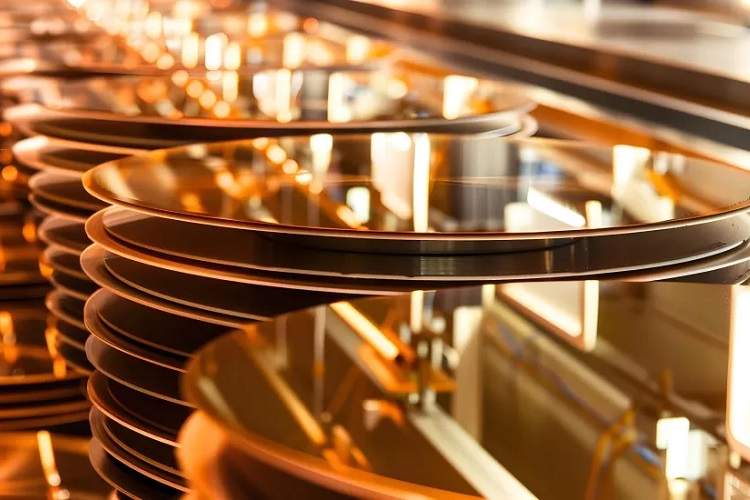 طرح جاه‌طلبانه یک استارتاپ برای تولید تراشه‌های پیشرفته با هزینه‌ای ده‌برابر کمتر تا سال ۲۰۲۸