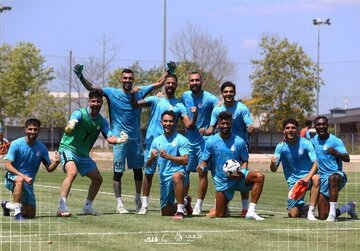 عکس| دو بازیکن استقلال در تونل وحشت!