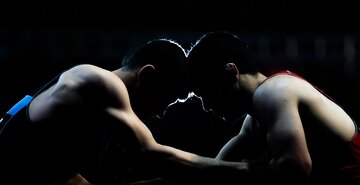 عکس| سرشاخ فرشته های زمینی با قهرمانان جهان